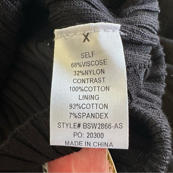 NWT Arula women’s XL “X” Black Puff Sleeve Crop Top Tie Back Stretchy Boho New - Picture 5 of 7